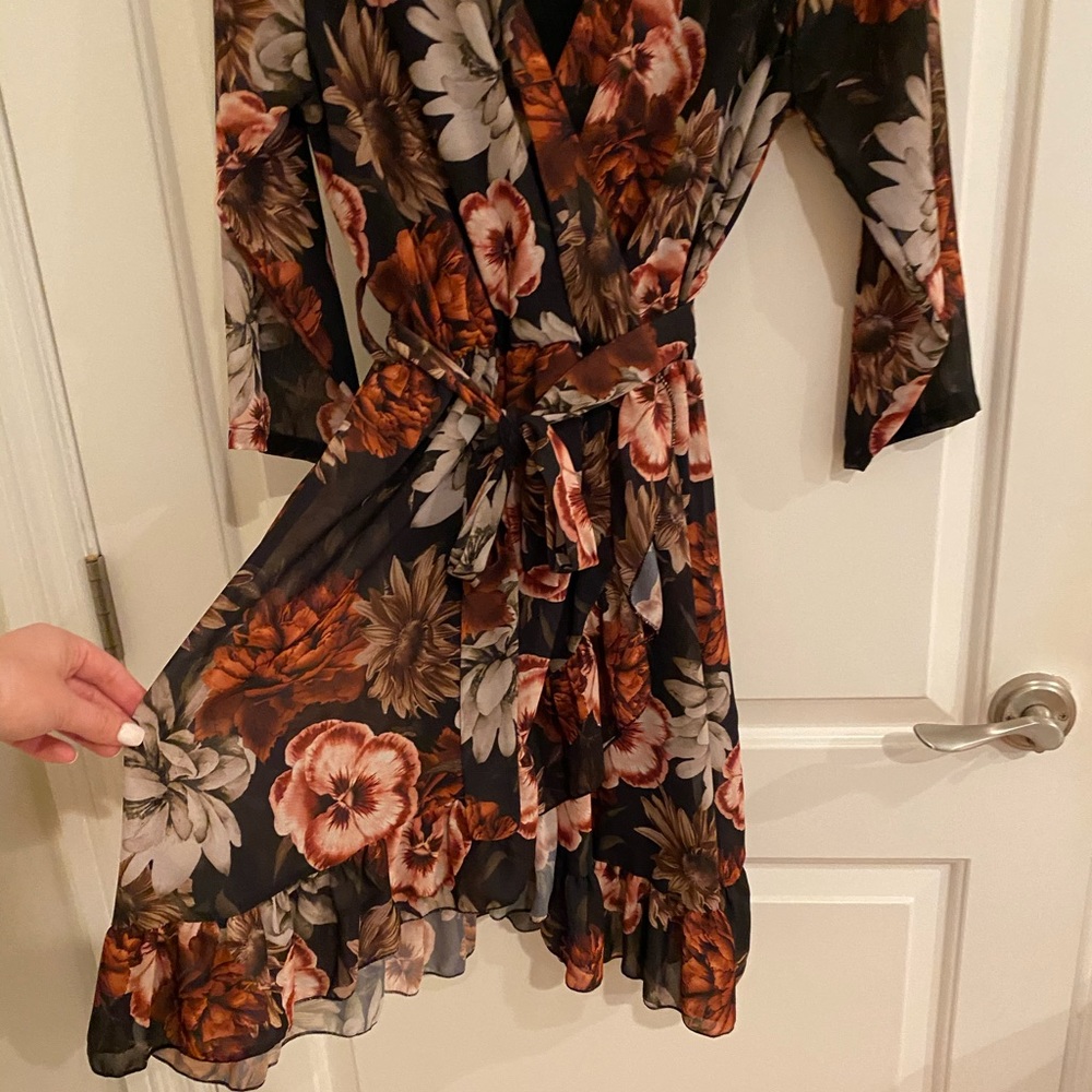 Floral Fall Ruffled Dress - Picture 3 of 3